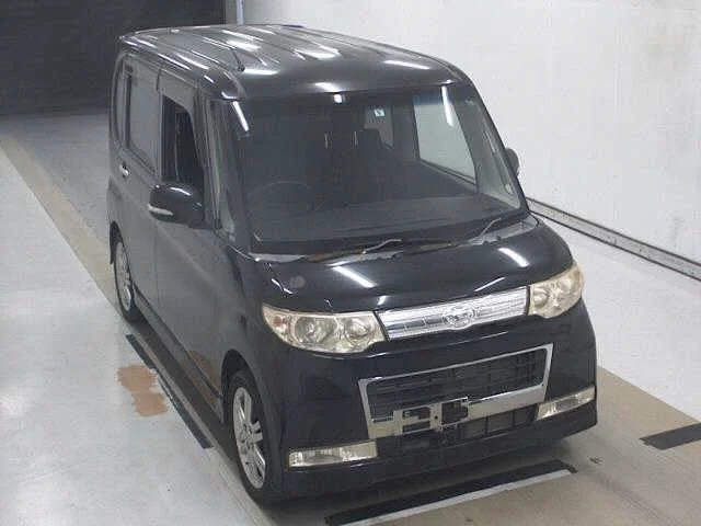 Daihatsu Tanto 2009