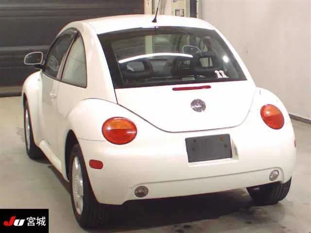 Volkswagen New Beetle  с аукциона в Японии