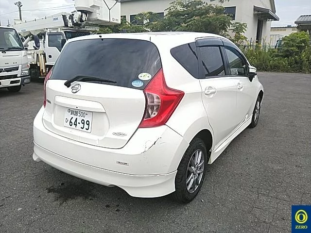 Nissan Note  с аукциона в Японии