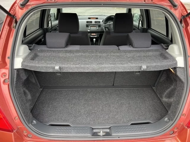 Suzuki Swift  с аукциона в Японии