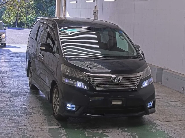 Toyota Vellfire 2009