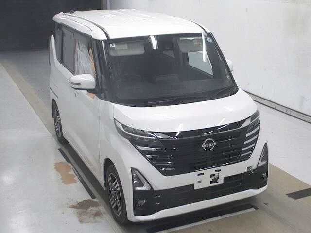Nissan Roox 2023