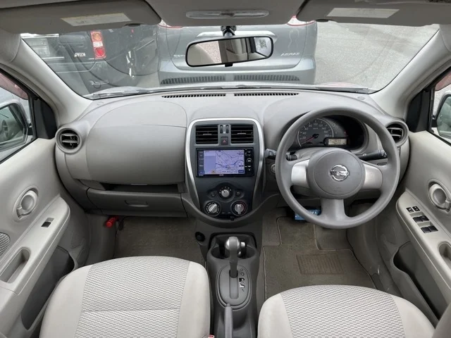 Nissan March  с аукциона в Японии