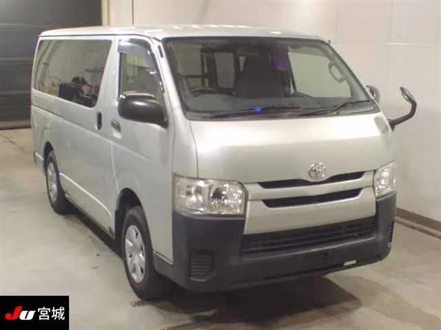 Toyota HiAce Van 2016