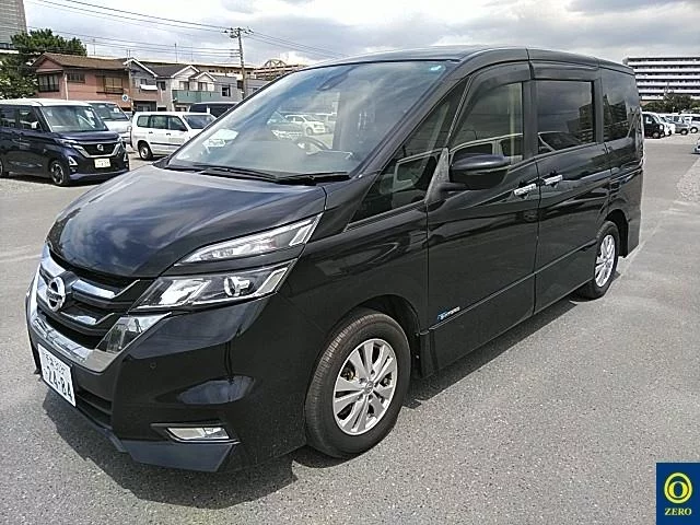 Nissan Serena  с аукциона в Японии
