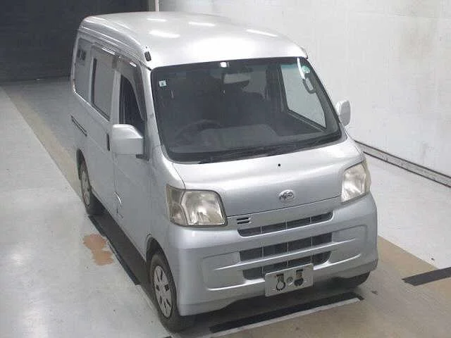 Daihatsu Hijet Cargo 2012