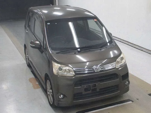 Daihatsu Move 2011