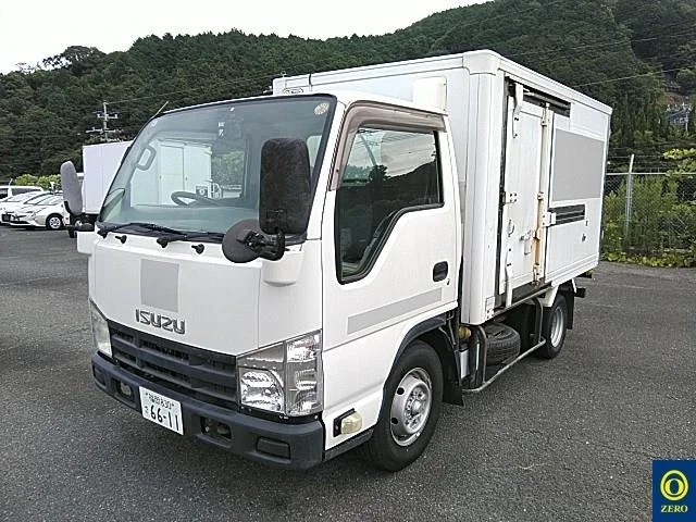Isuzu Elf  с аукциона в Японии