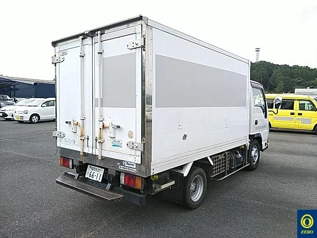 Isuzu Elf  с аукциона в Японии