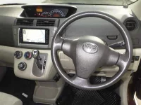 Toyota Passo Sette