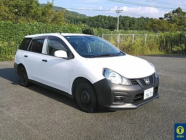 Nissan AD 2021