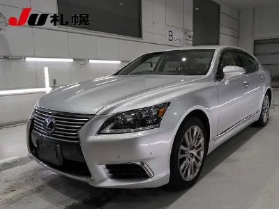 Lexus LS600h