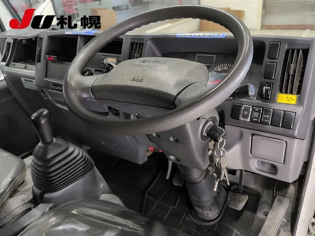 Isuzu Elf  с аукциона в Японии