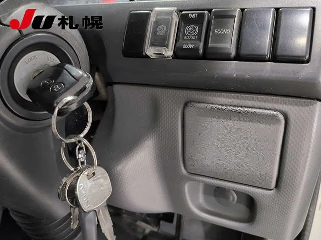 Isuzu Elf  с аукциона в Японии