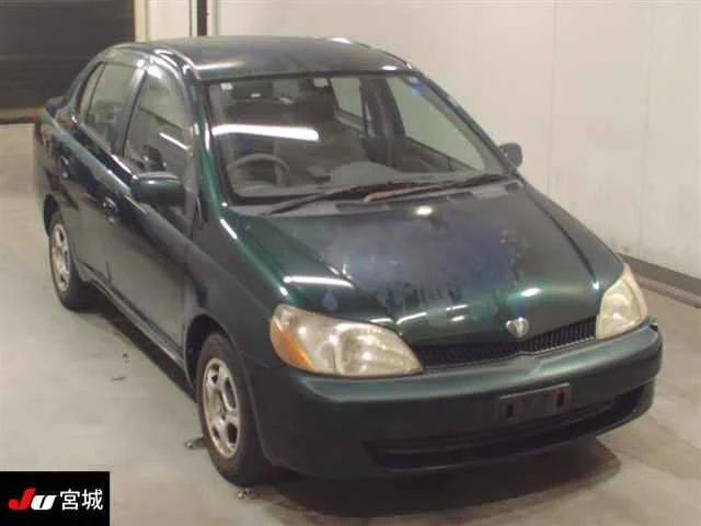 Toyota Platz 2001