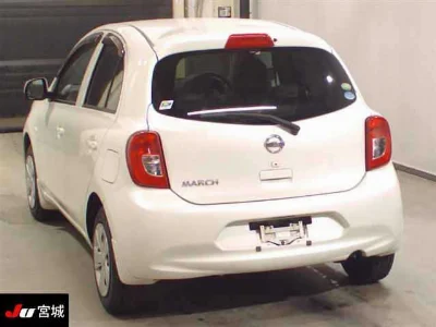 Nissan March