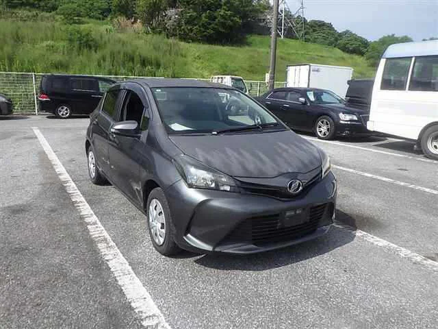 Toyota Vitz 2014