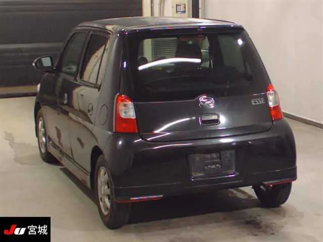 Daihatsu Esse 2009
