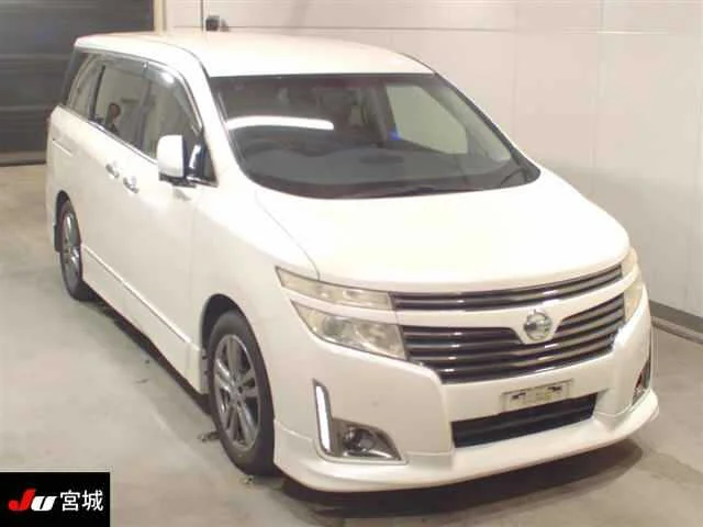 Nissan Elgrand 2012