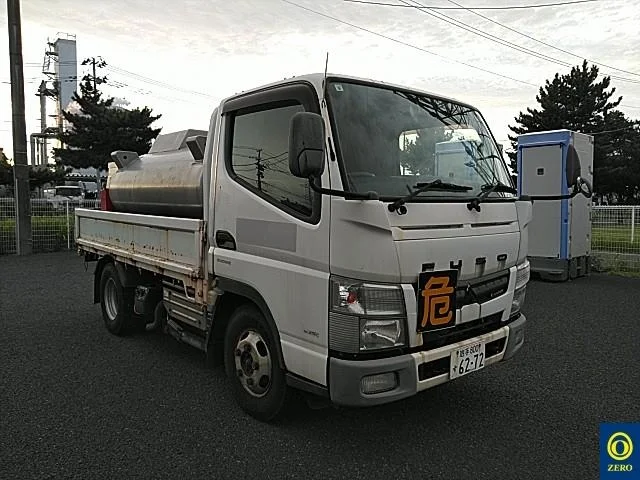 Mitsubishi Fuso Canter 2011