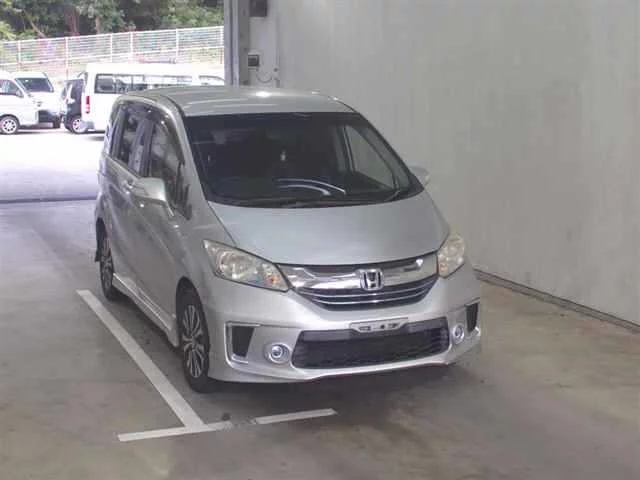 Honda Freed  с аукциона в Японии