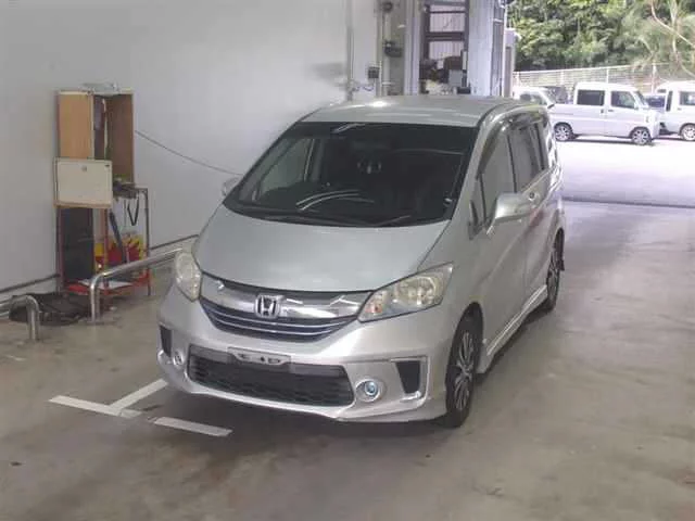 Honda Freed  с аукциона в Японии