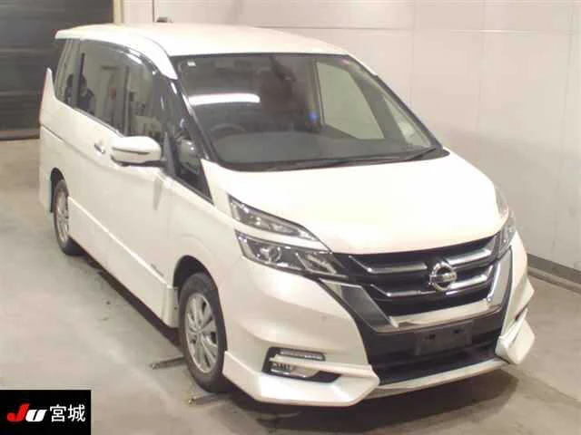 Nissan Serena  с аукциона в Японии
