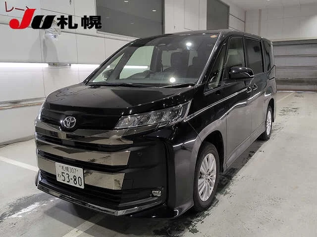 Toyota Noah 2025