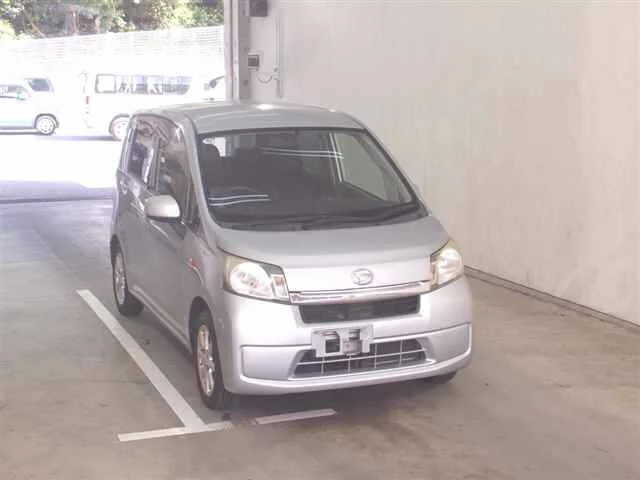 Daihatsu Move  с аукциона в Японии