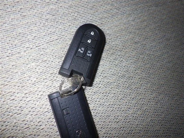Daihatsu Move Canbus  с аукциона в Японии