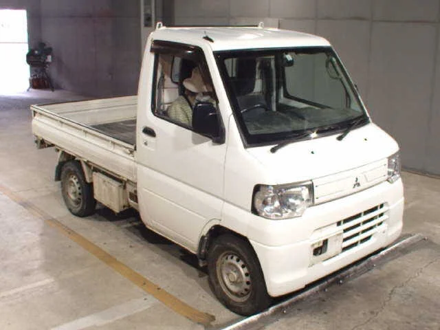 Mitsubishi Minicab 2013