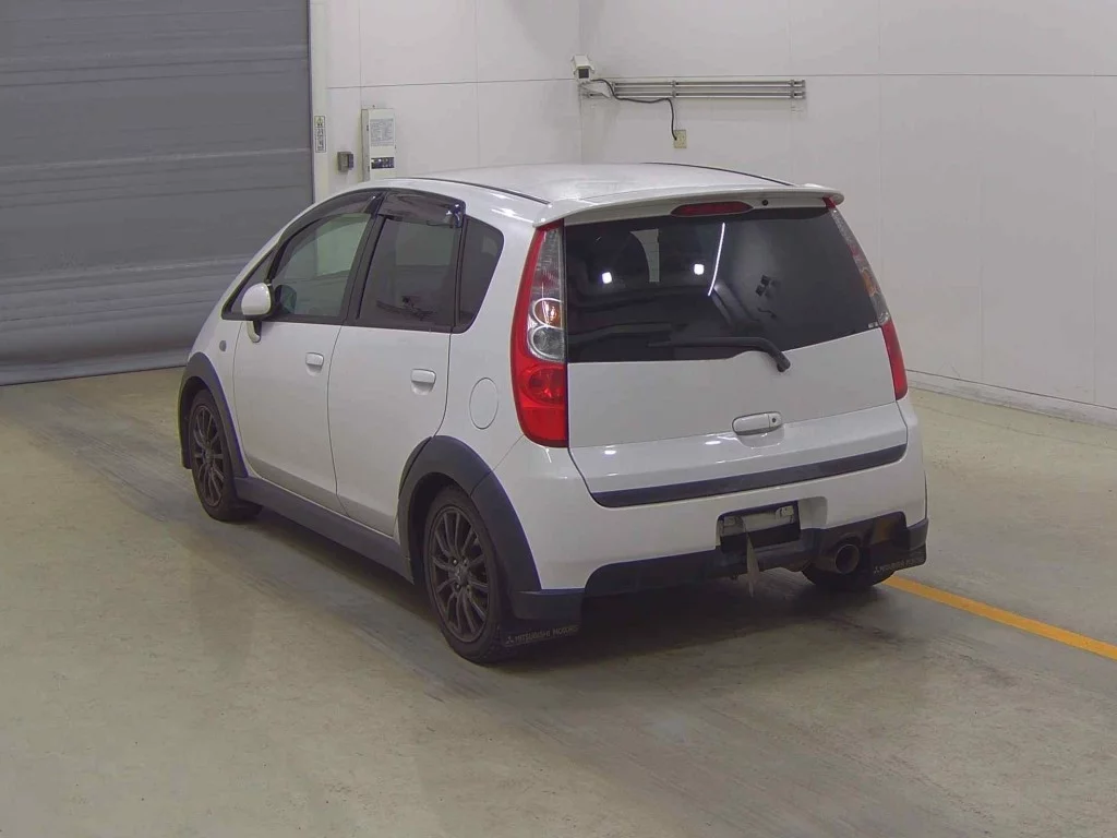 Mitsubishi Colt  с аукциона в Японии
