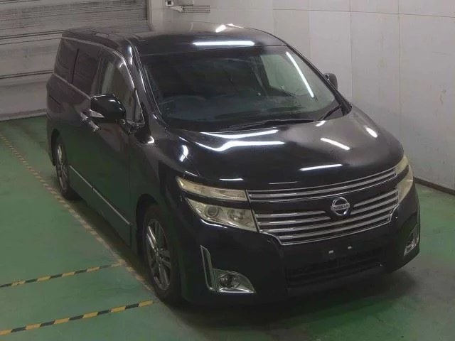 Nissan Elgrand 2011