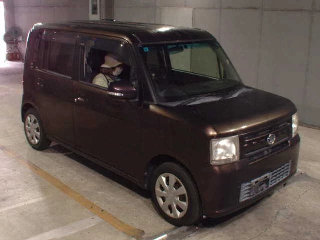 Daihatsu Move Conte 2013