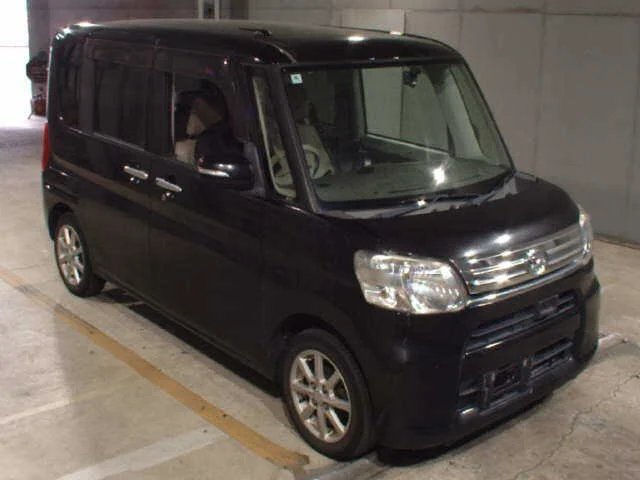 Daihatsu Tanto 2014