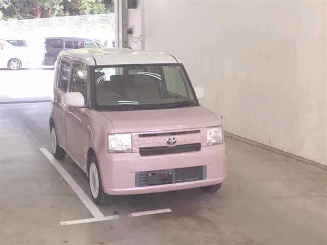 Toyota Pixis Space 2013