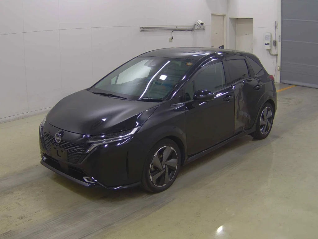 Nissan Aura  с аукциона в Японии