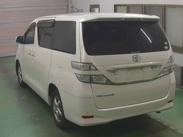 Toyota Vellfire  с аукциона в Японии
