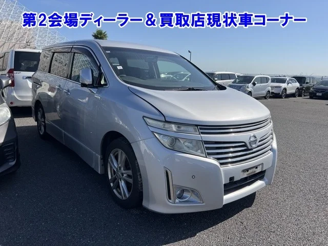 Nissan Elgrand 2010