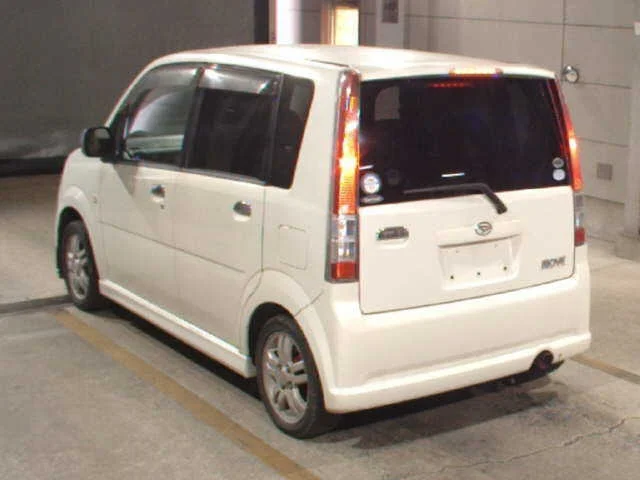 Daihatsu Move  с аукциона в Японии