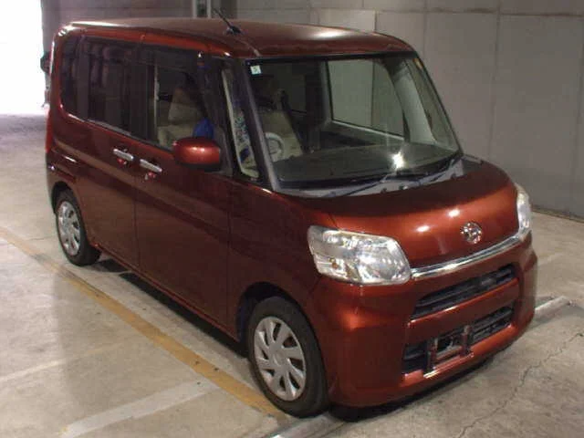 Daihatsu Tanto 2014