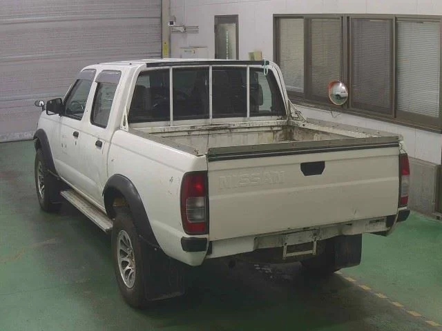 Nissan Datsun  с аукциона в Японии