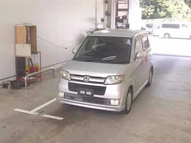 Honda Zest  с аукциона в Японии