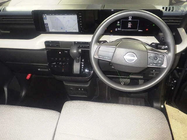 Nissan Roox  с аукциона в Японии