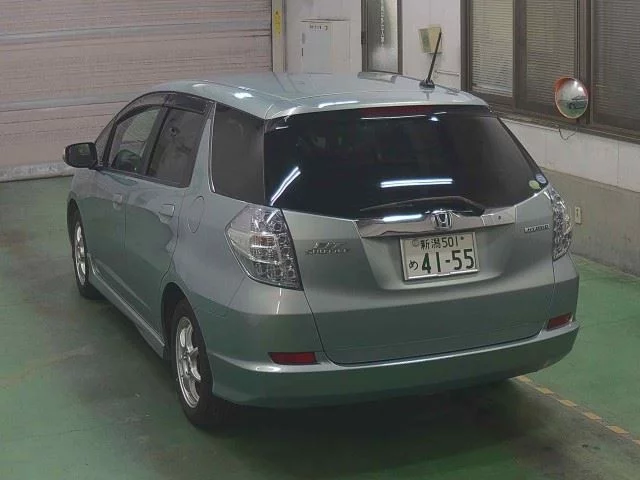 Honda Fit Shuttle 2011