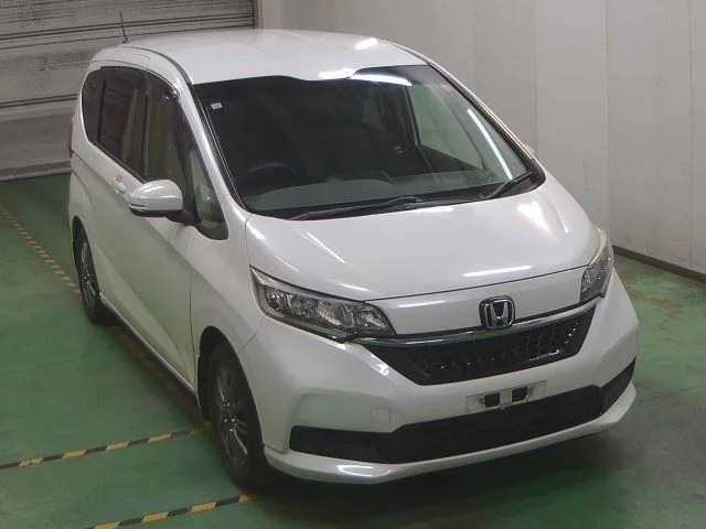 Honda Freed  с аукциона в Японии