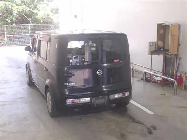 Nissan Cube Cubic  с аукциона в Японии