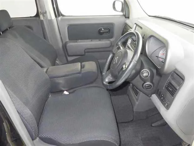 Nissan Cube Cubic  с аукциона в Японии