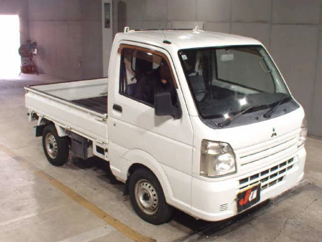 Mitsubishi Minicab 2014