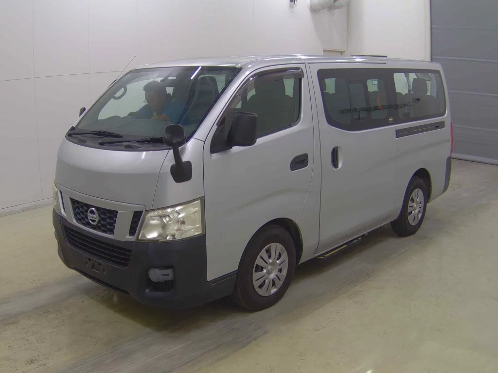 Nissan NV350 Caravan  с аукциона в Японии